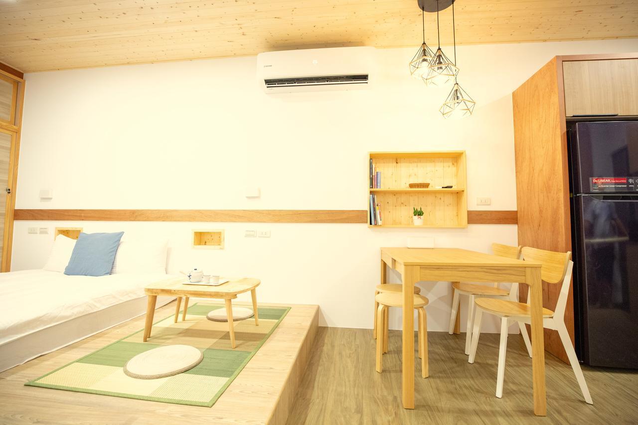Lost Circle Homestay Tainan Exterior foto