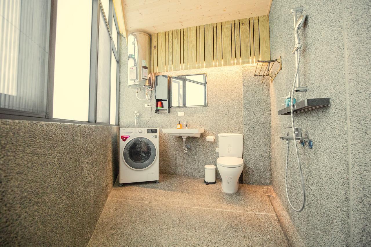 Lost Circle Homestay Tainan Exterior foto